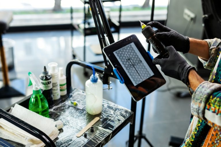 How Does AI-Generated Tattoo Art Sync with Your Bluetooth Stencil Printer